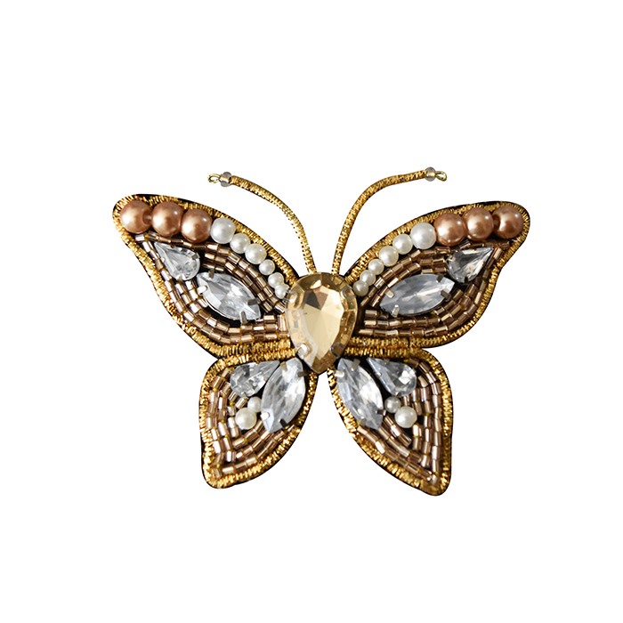 سنجاق سینه جواهر‌دوزی طرح پروانه