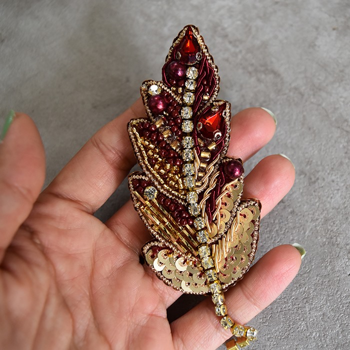 سنجاق سینه مدل پر کد 2