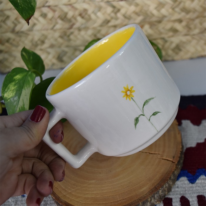 ماگ سرامیکی گل زرد تک