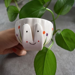 فنجان سرامیکی دالبوری مدل حلزون