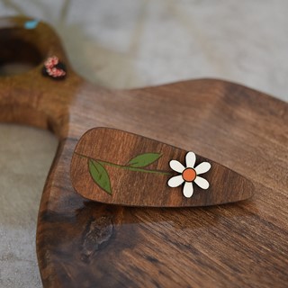 گیره مو مدل بابونه