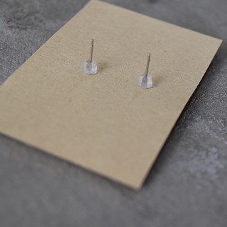 گوشواره میخی مدل بابونه