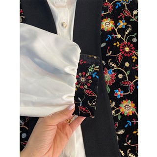 وست و شومیز سوزن دوزی گل رنگی
